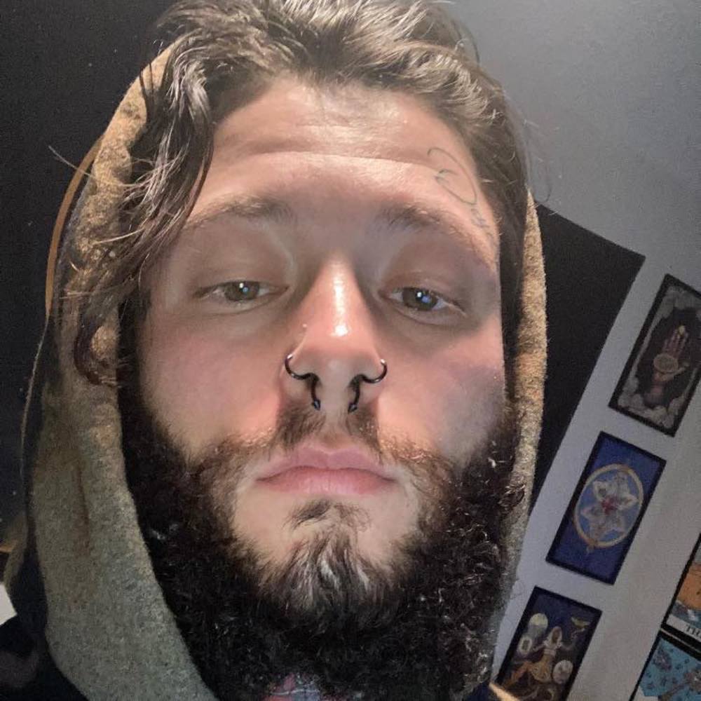 Meet your Posher, Avi